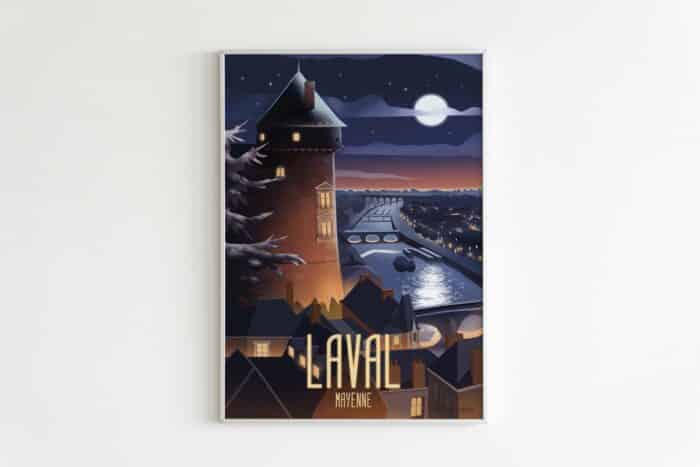 Le donjon de Laval de nuit